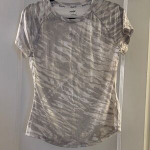 Puma Women's Light Gray Printed Short Sleeve Tee
